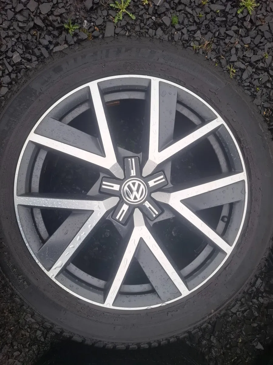 20" Genuine Vw Touareg Alloys with tyres - Image 3