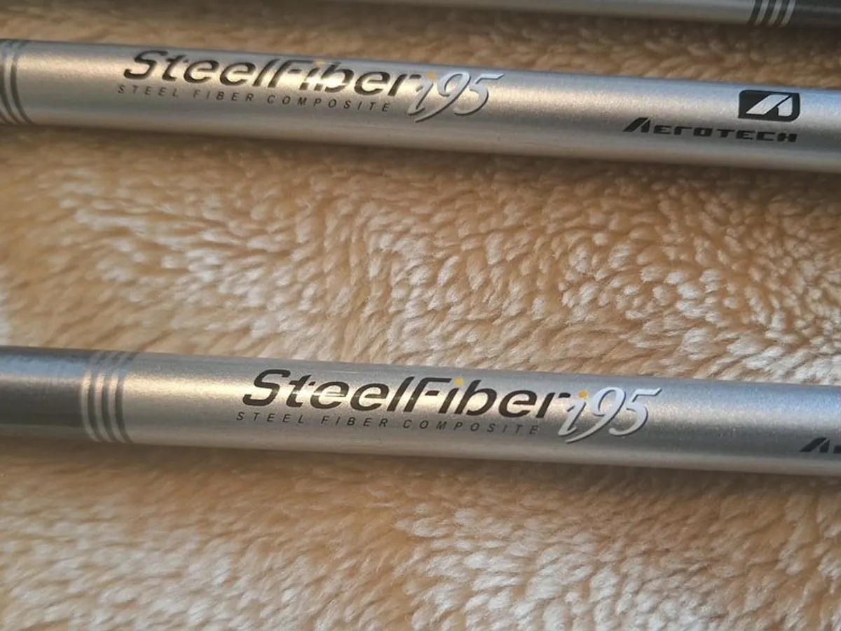 Ping i230 irons - Image 2