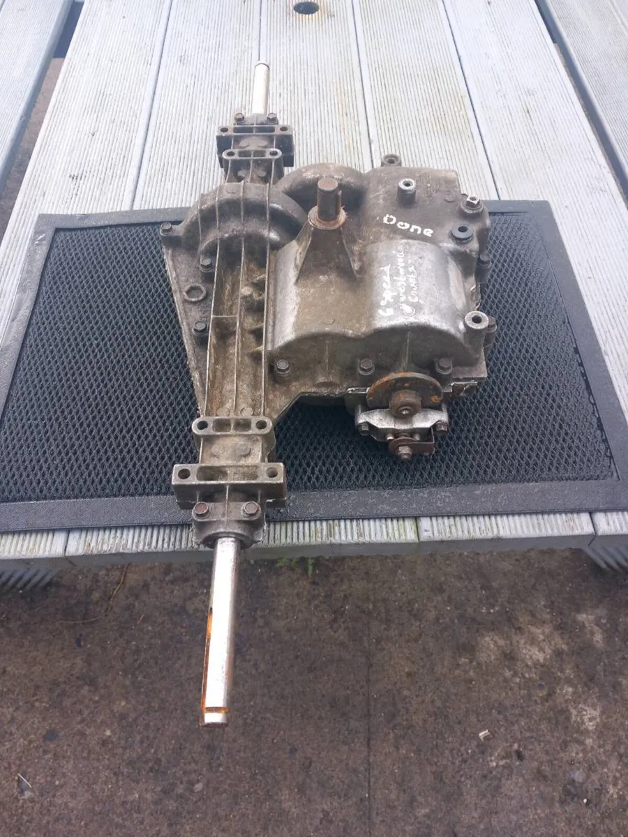 Countax/Westwood manual transmission - Image 4