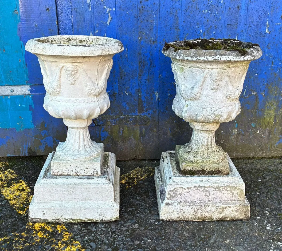 Garden Urns £125 Each - Image 1