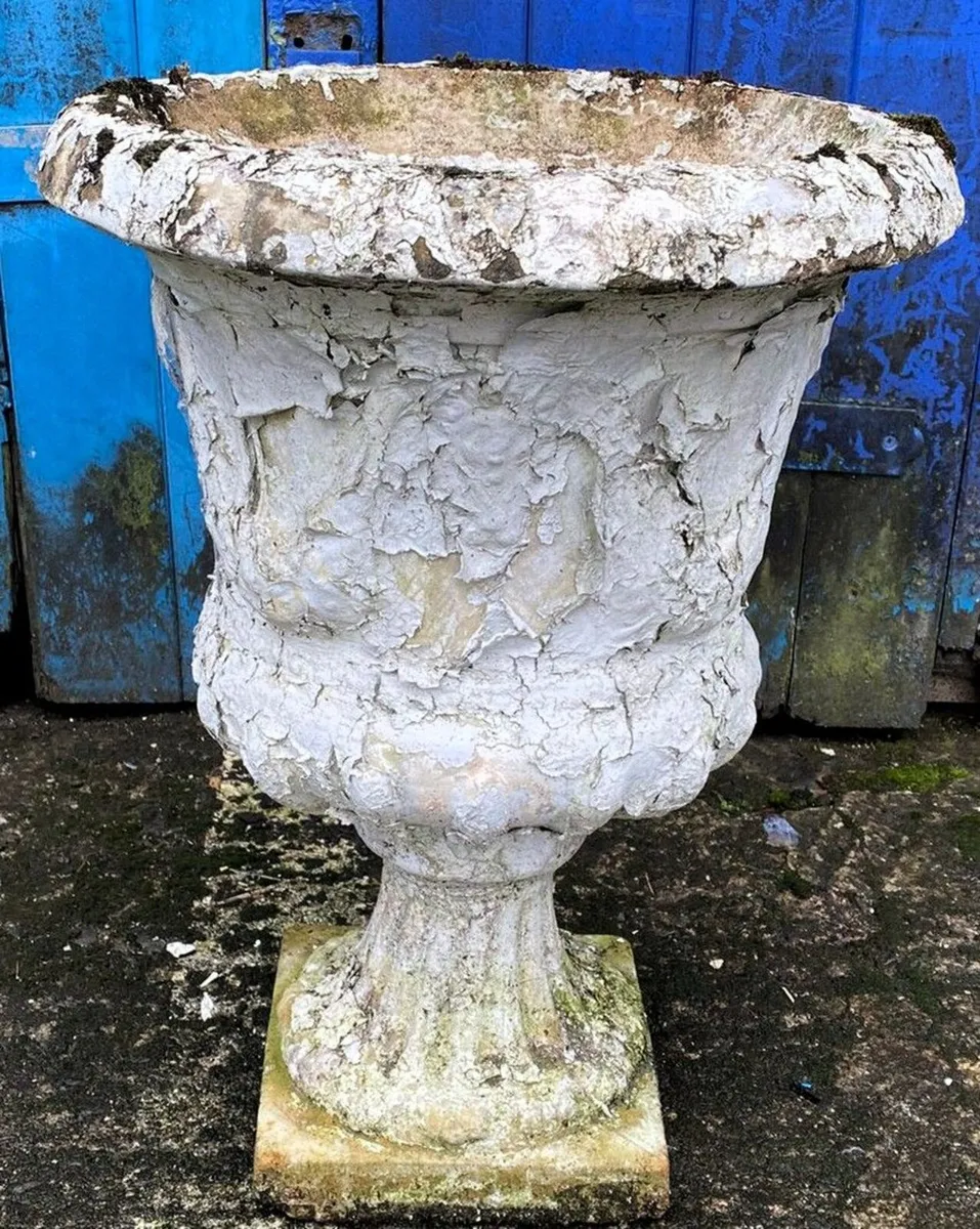 Garden Urns £125 Each - Image 3
