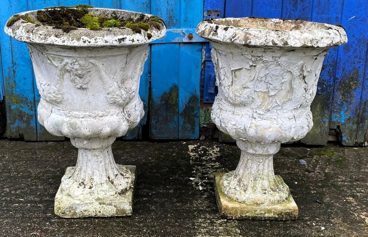 Garden Urns £125 Each - Image 4