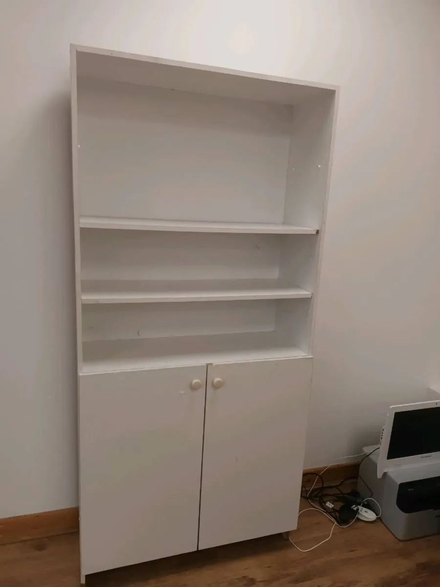 Shelf Unit