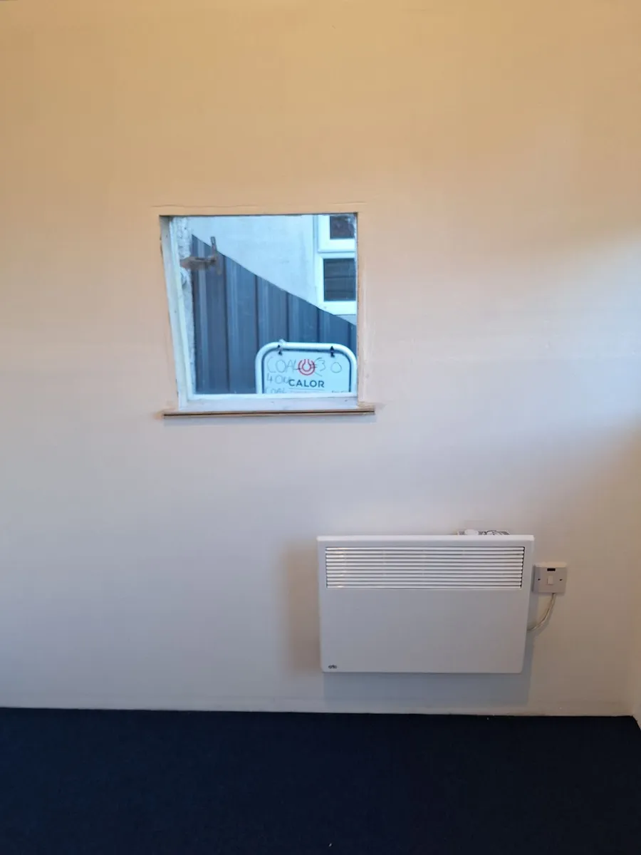 Office study for Sale - Image 2