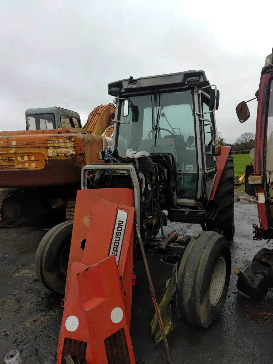 Massey 3060 - Image 1