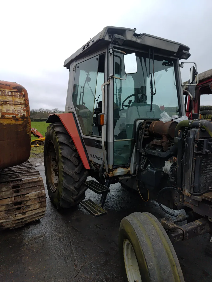 Massey 3060 - Image 2