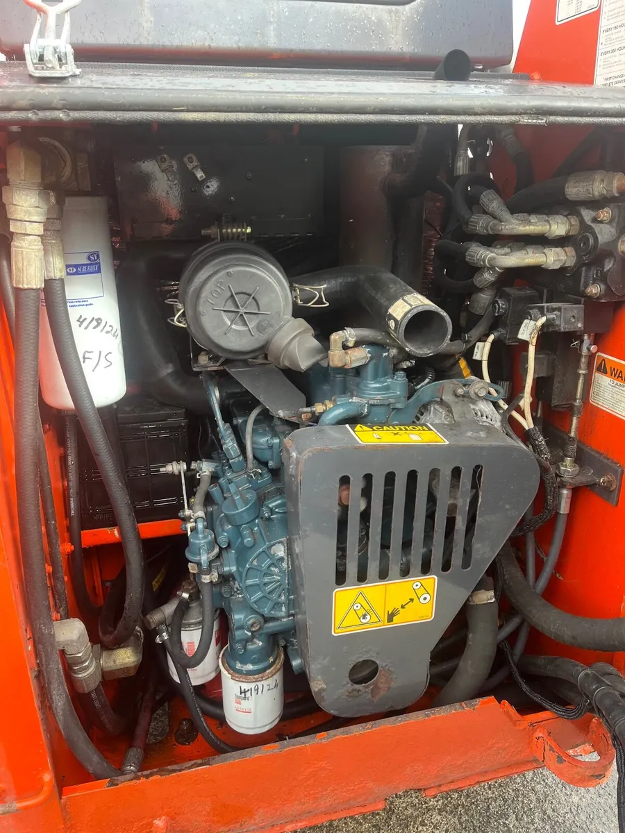 2006 Thomas 105 Skid steer - Image 3