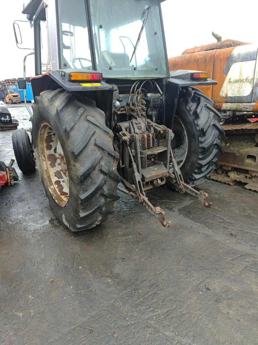 Massey 3060 - Image 3