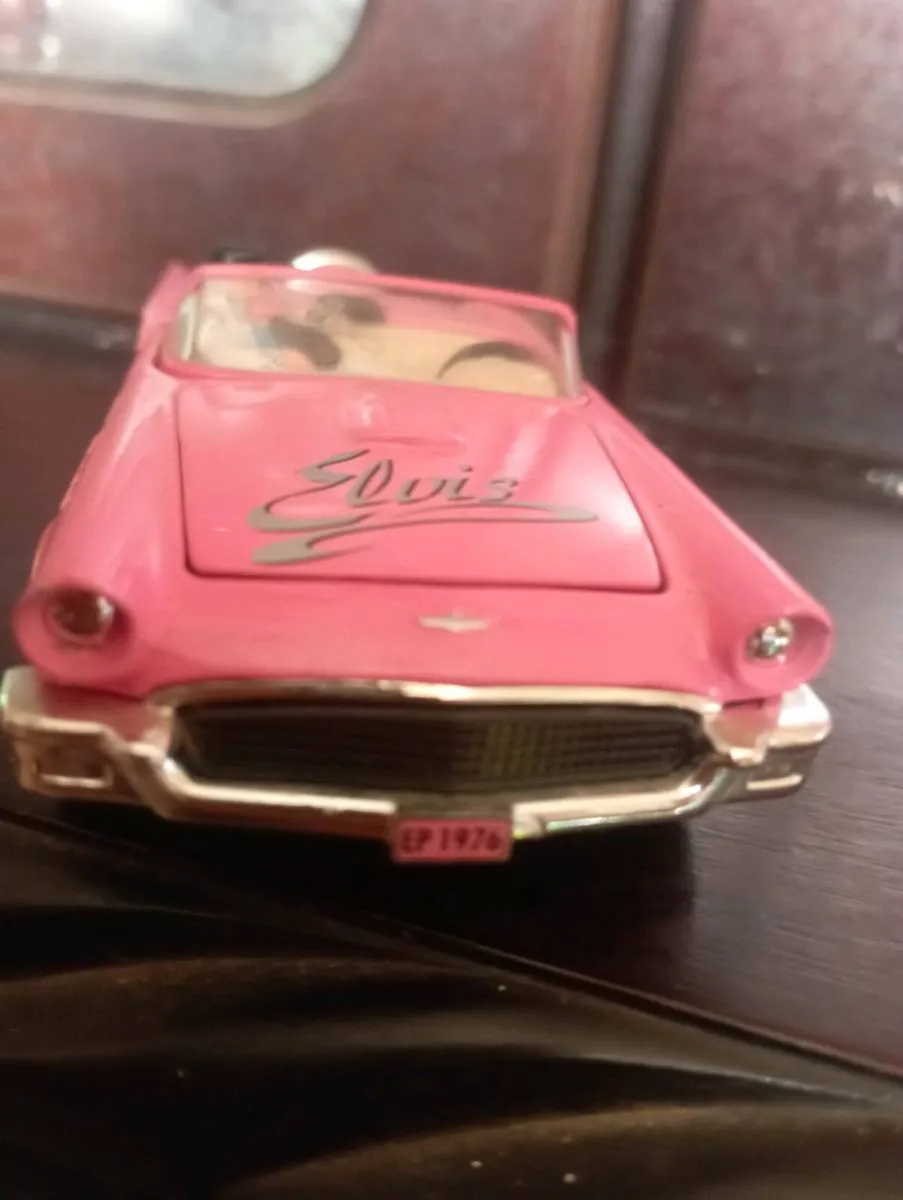 CORGI 1-36 SCALE DIE-CAST 1957 ELVIS THURDERBIRD - Image 3