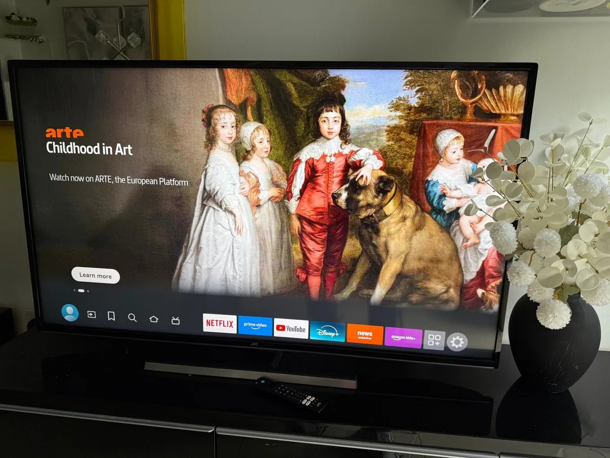 JVC 50” SMART 4K ULTRA HD TV in swords - Image 2