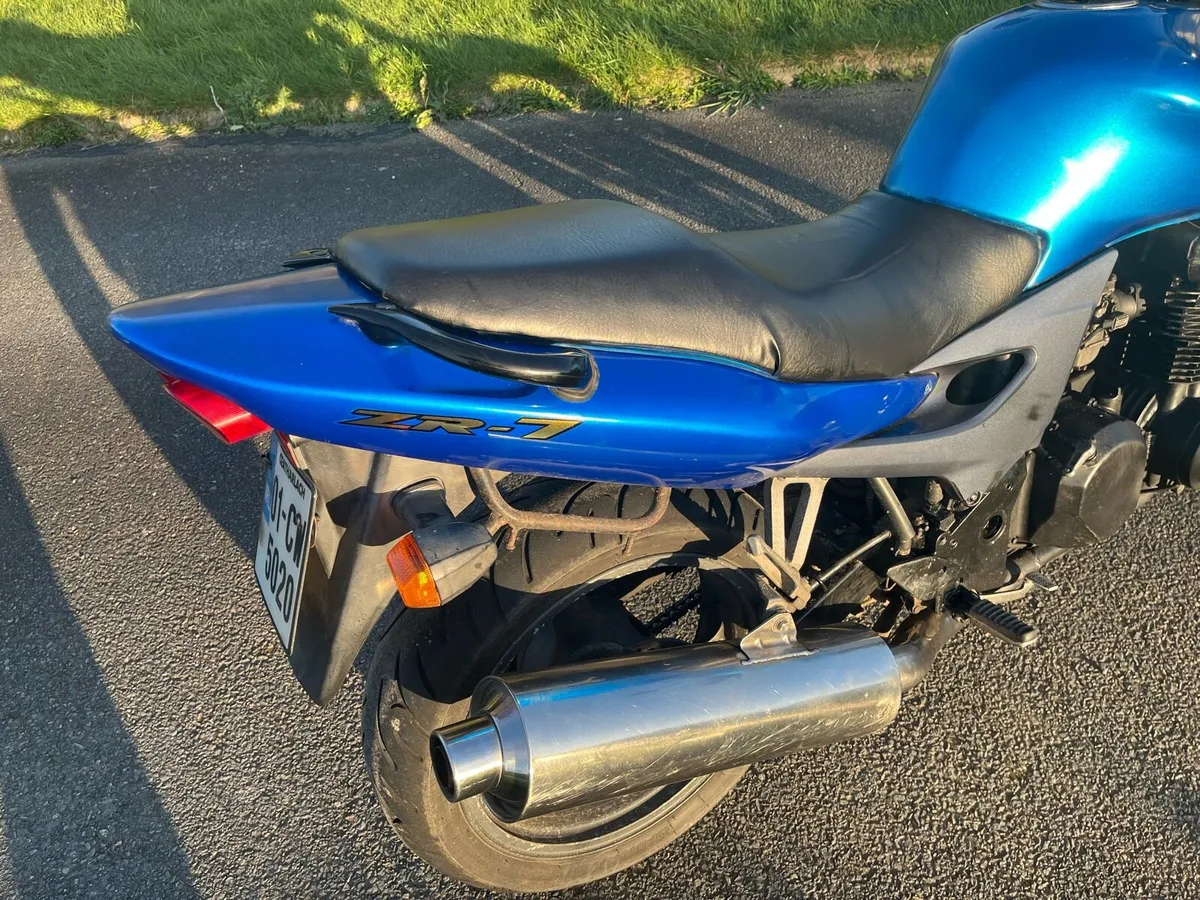 Kawasaki ZR-7 - Image 4