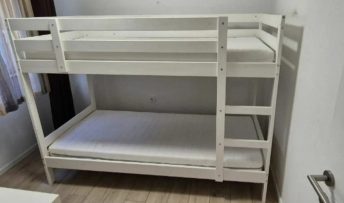 White pine bunkbeds
