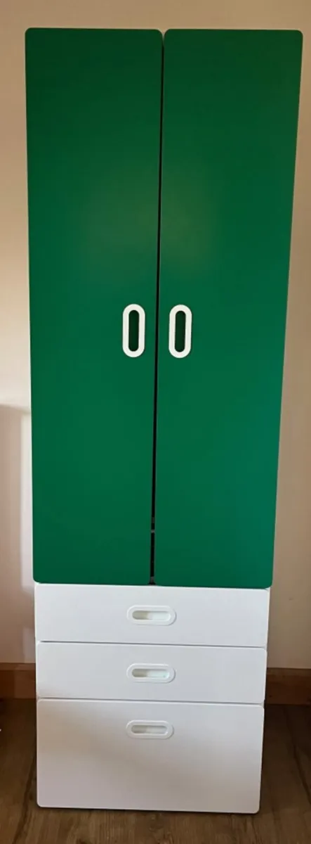 Solid double door wardrobe with drawers