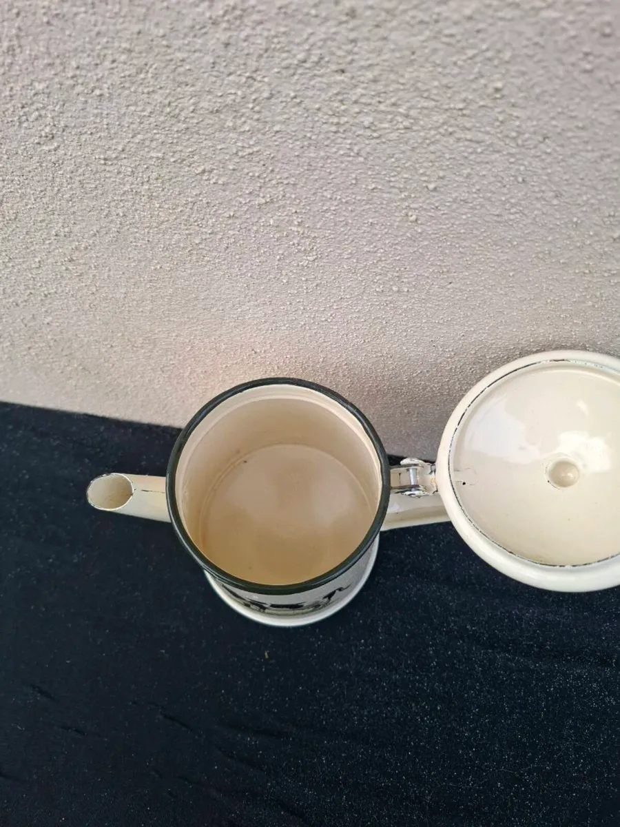 Cow enamel coffee pot postage possible - Image 2