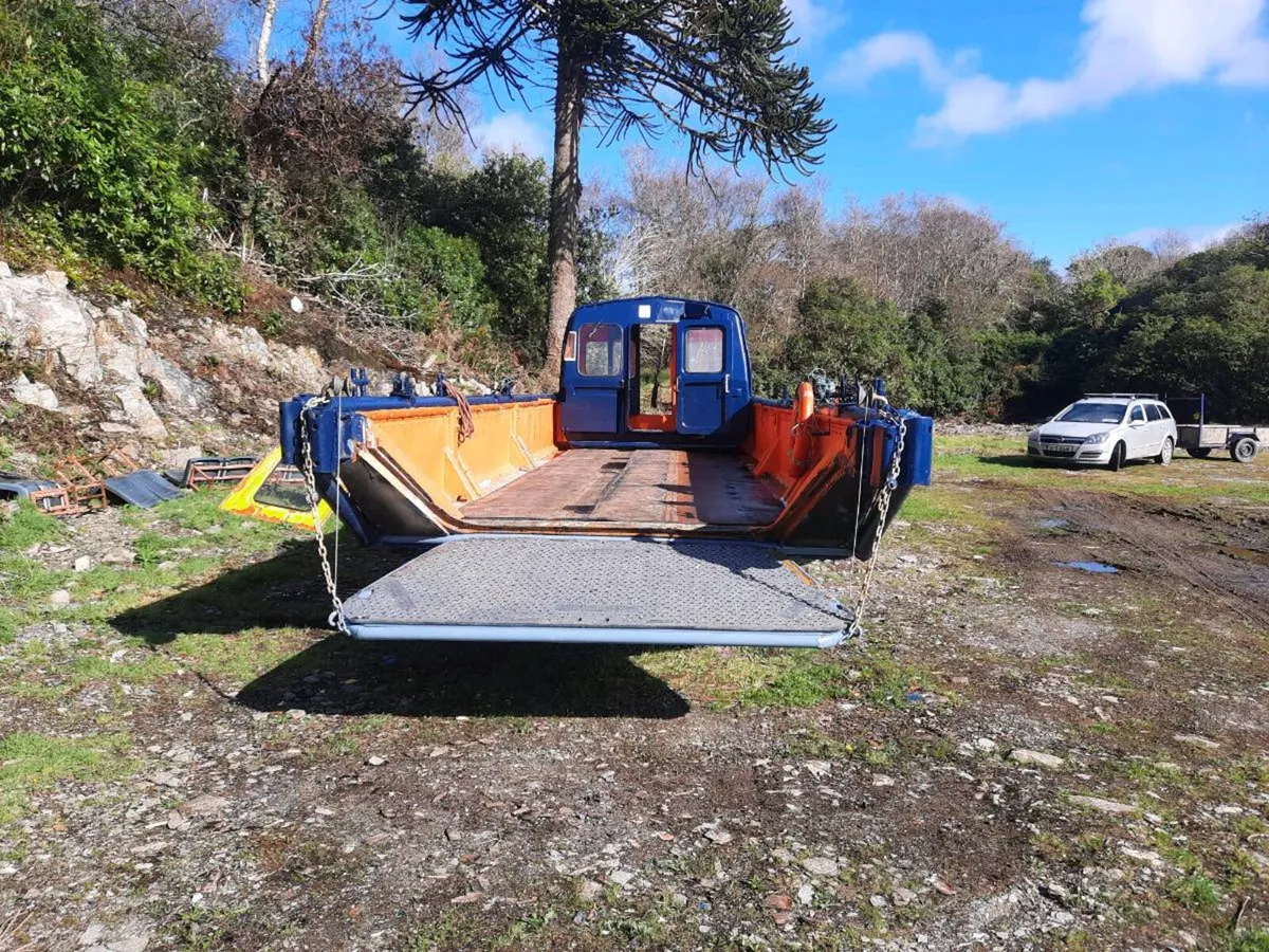 Fibeeglass Landing craft - Image 4