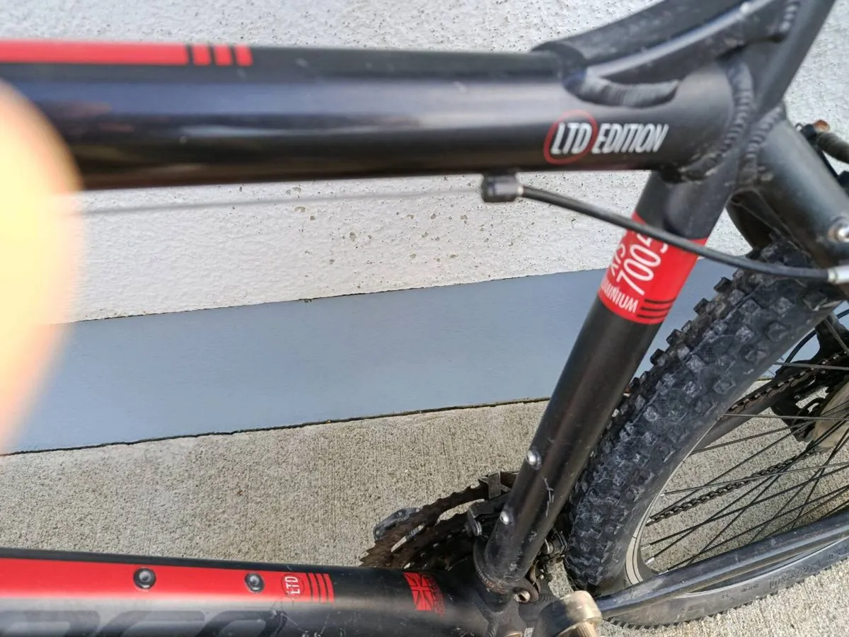 Mountain bike - Image 4