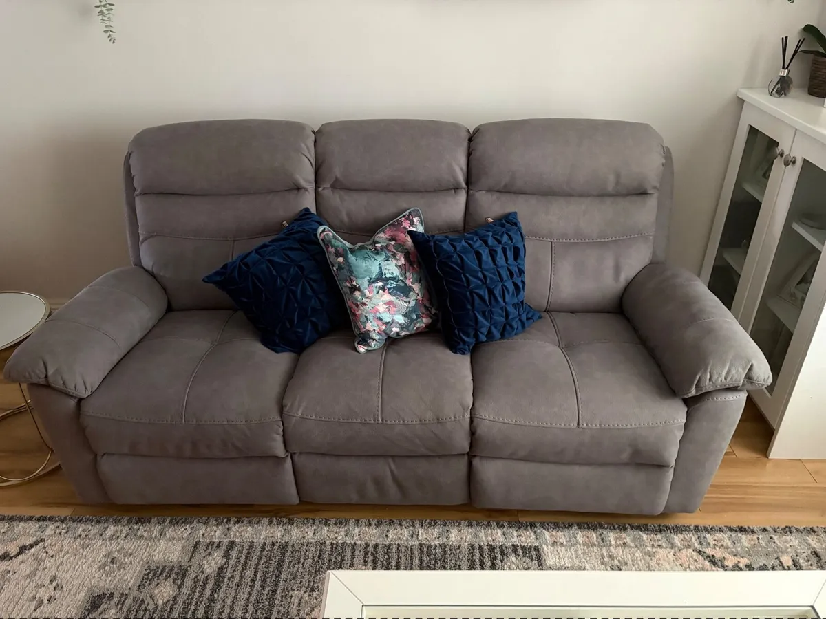 Sofas - Image 3