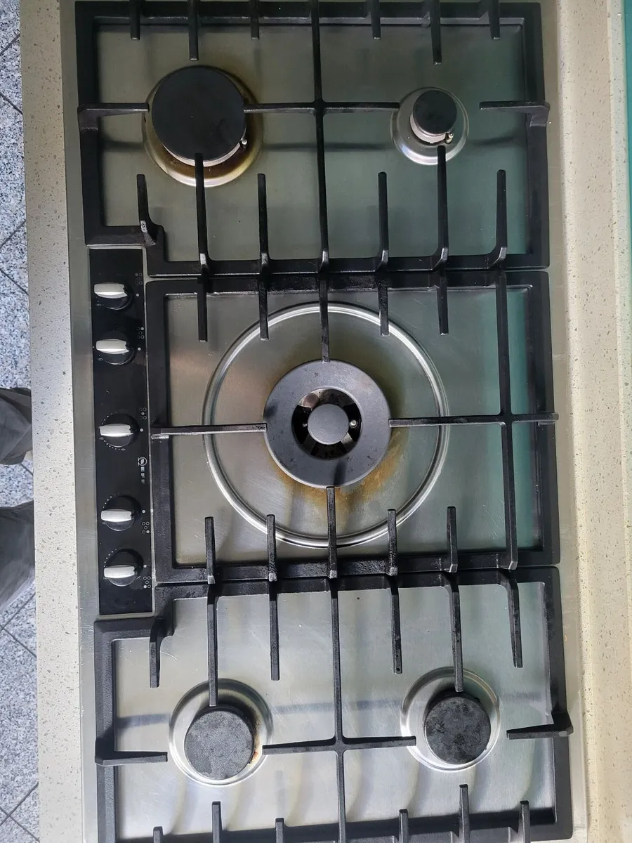 Neff 5 Ring Gas Hob - Image 3