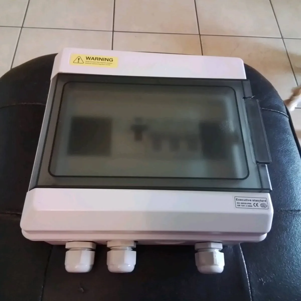 ELECTRIC FUSE BOX - Image 1