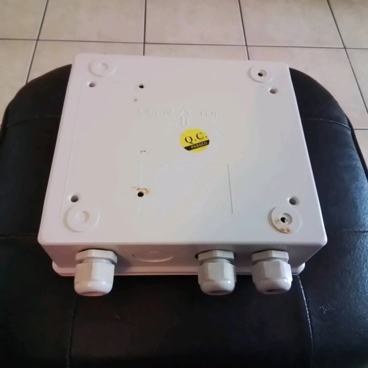 ELECTRIC FUSE BOX - Image 3