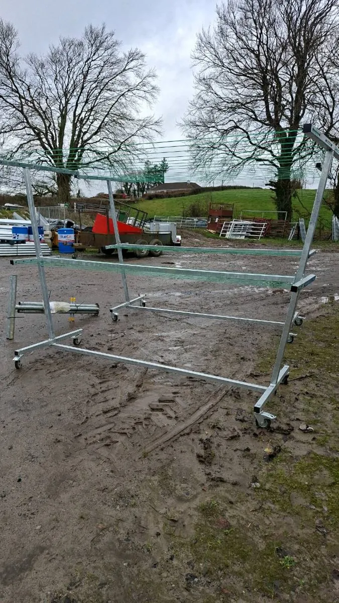 Mobile Clothes Line - Image 3