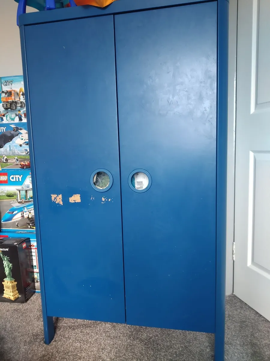 Blue wardrobe 140.cm *78*52 - Image 4