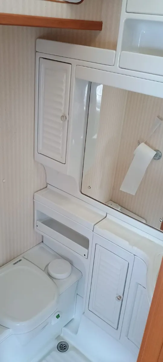 2001 Campervan 6 Berth with U shaped end lounge - Image 4