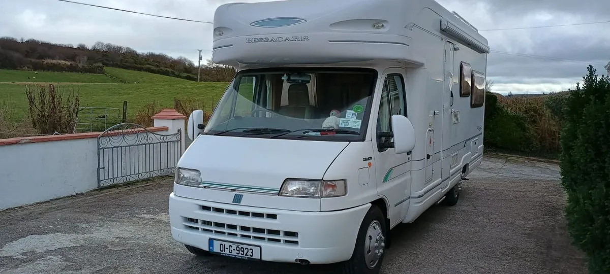 2001 Campervan 6 Berth with U shaped end lounge - Image 1