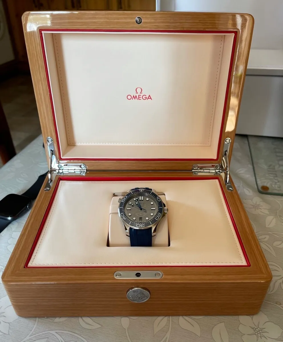 Omega Seamaster 300m Diver - Image 2