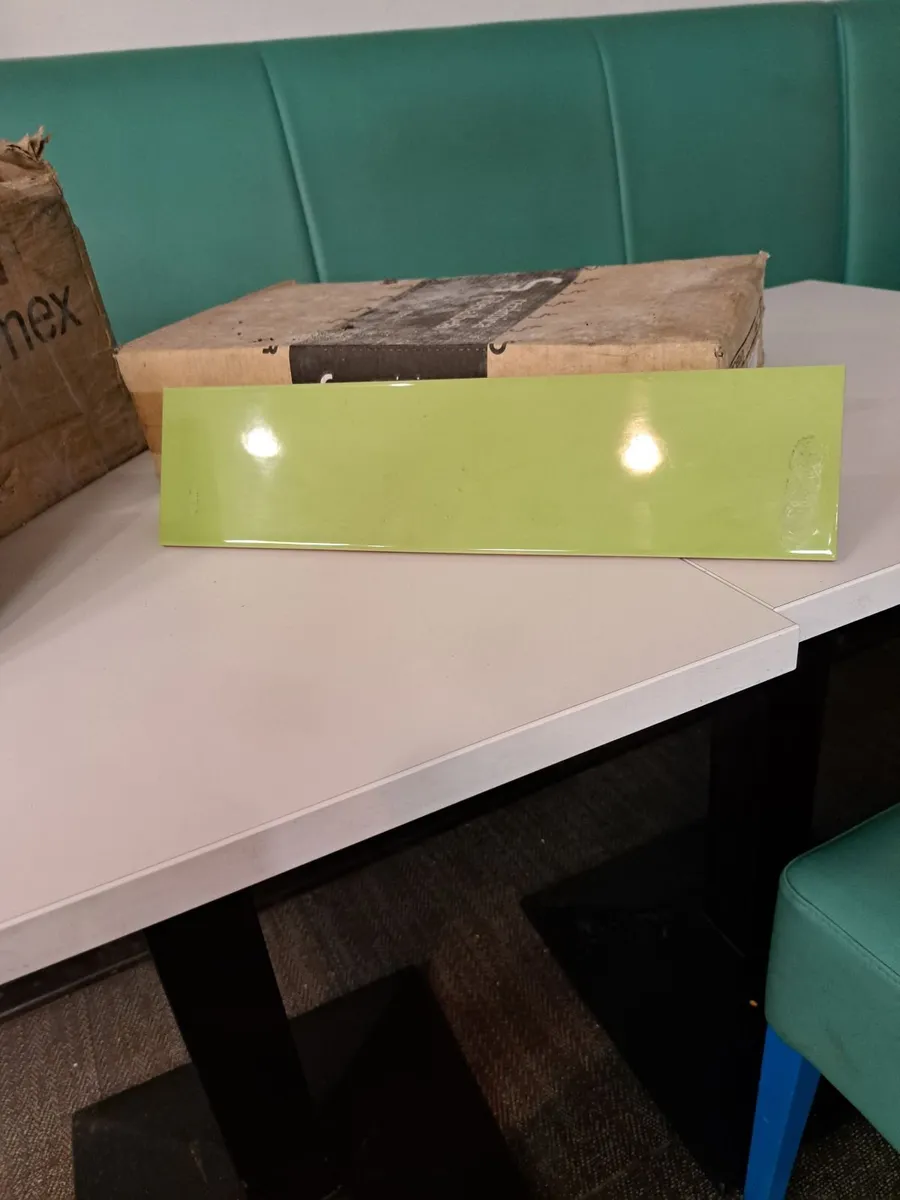 Boxes of tiles - Image 2