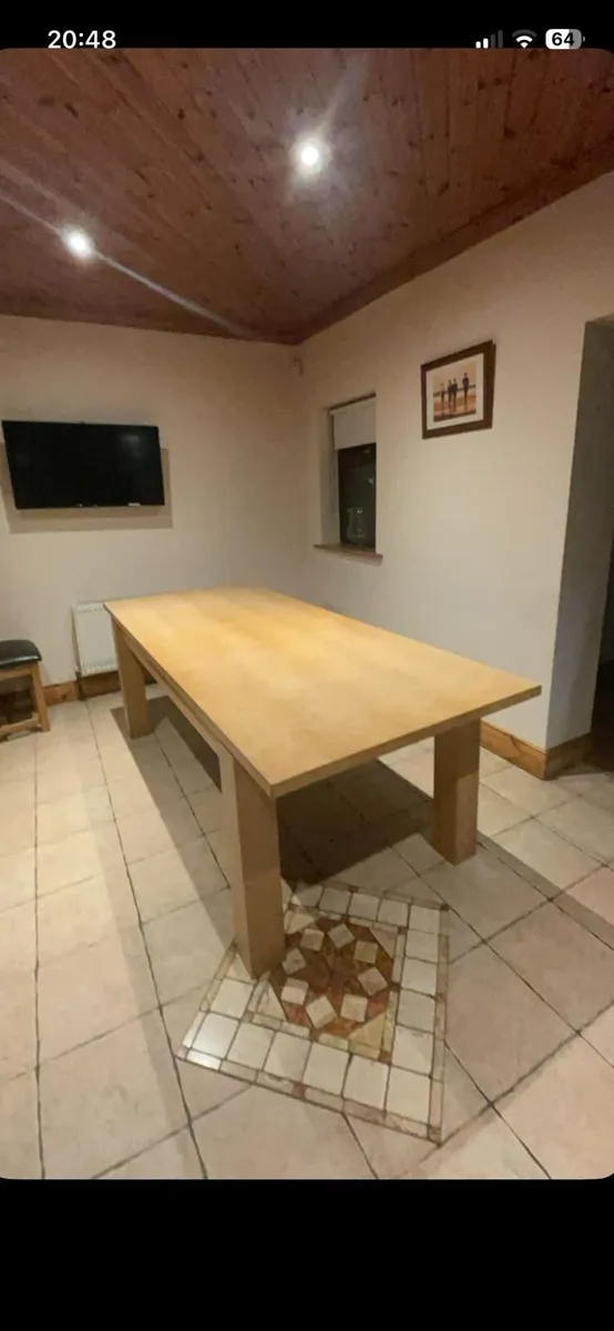 6th ft Kitchen Table extendable to 7ft 8 - Image 1