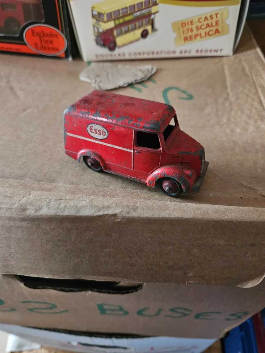Dinky 1950's Esso Van - Image 2