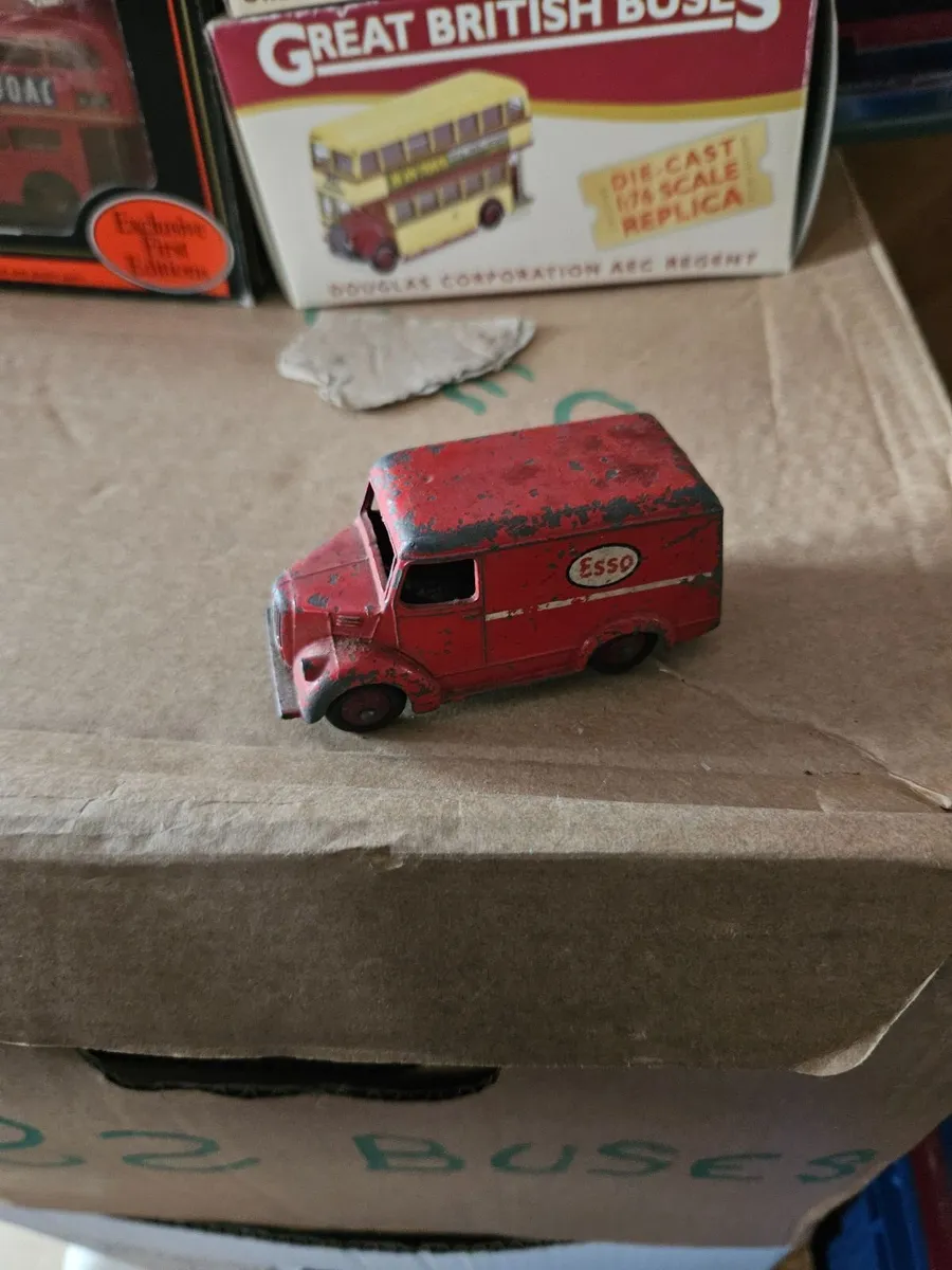 Dinky 1950's Esso Van - Image 1
