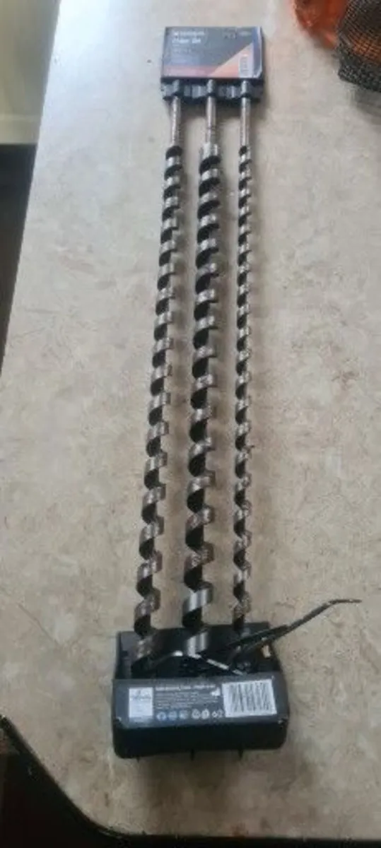 Wood Auger set  x 3 long bits - Image 1