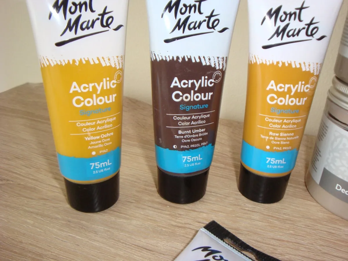 Acrylic paints - bundle - Image 2
