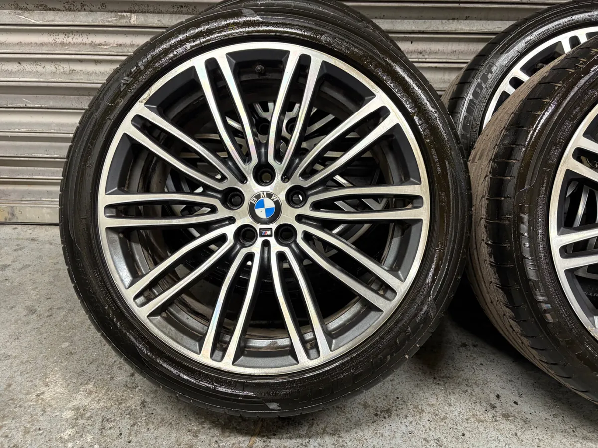 BMW 5 Series M-Sport Alloys 19” - Image 4
