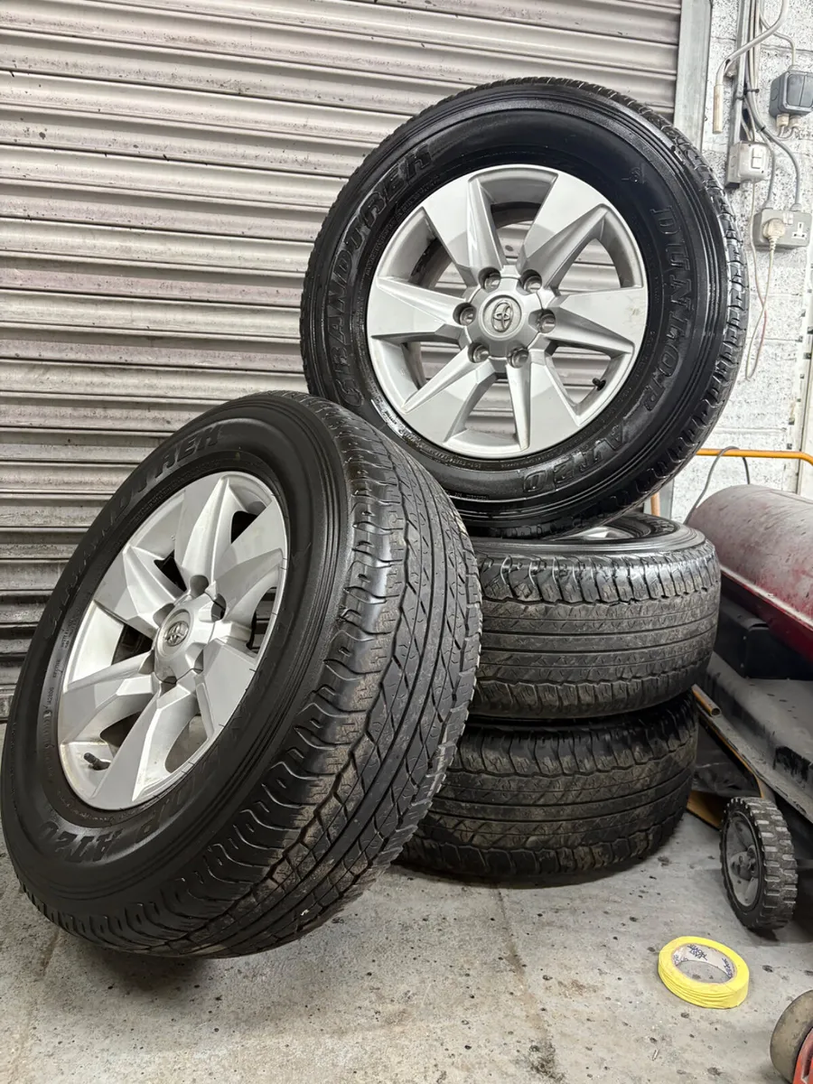 Toyota Landcruiser 17” Alloys - Image 1