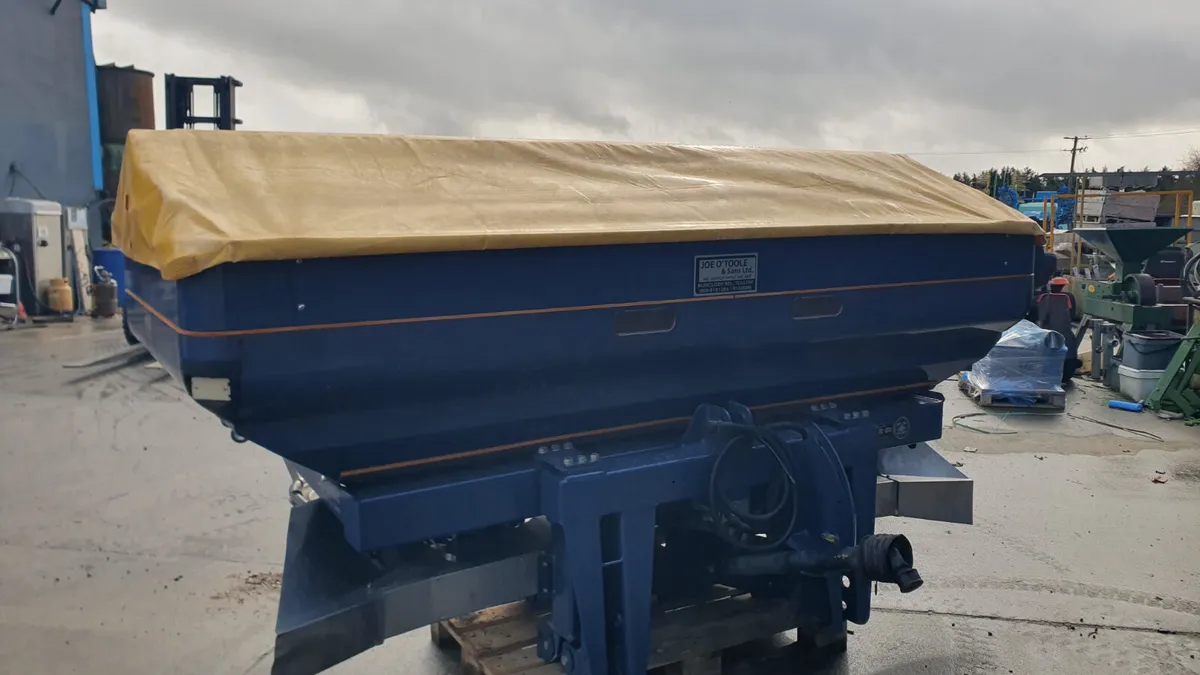 Weight Cell Bogballe 2.5 tonne Fertilizer Spreader - Image 3