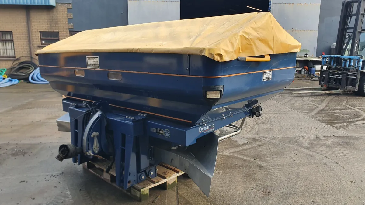 Weight Cell Bogballe 2.5 tonne Fertilizer Spreader - Image 4