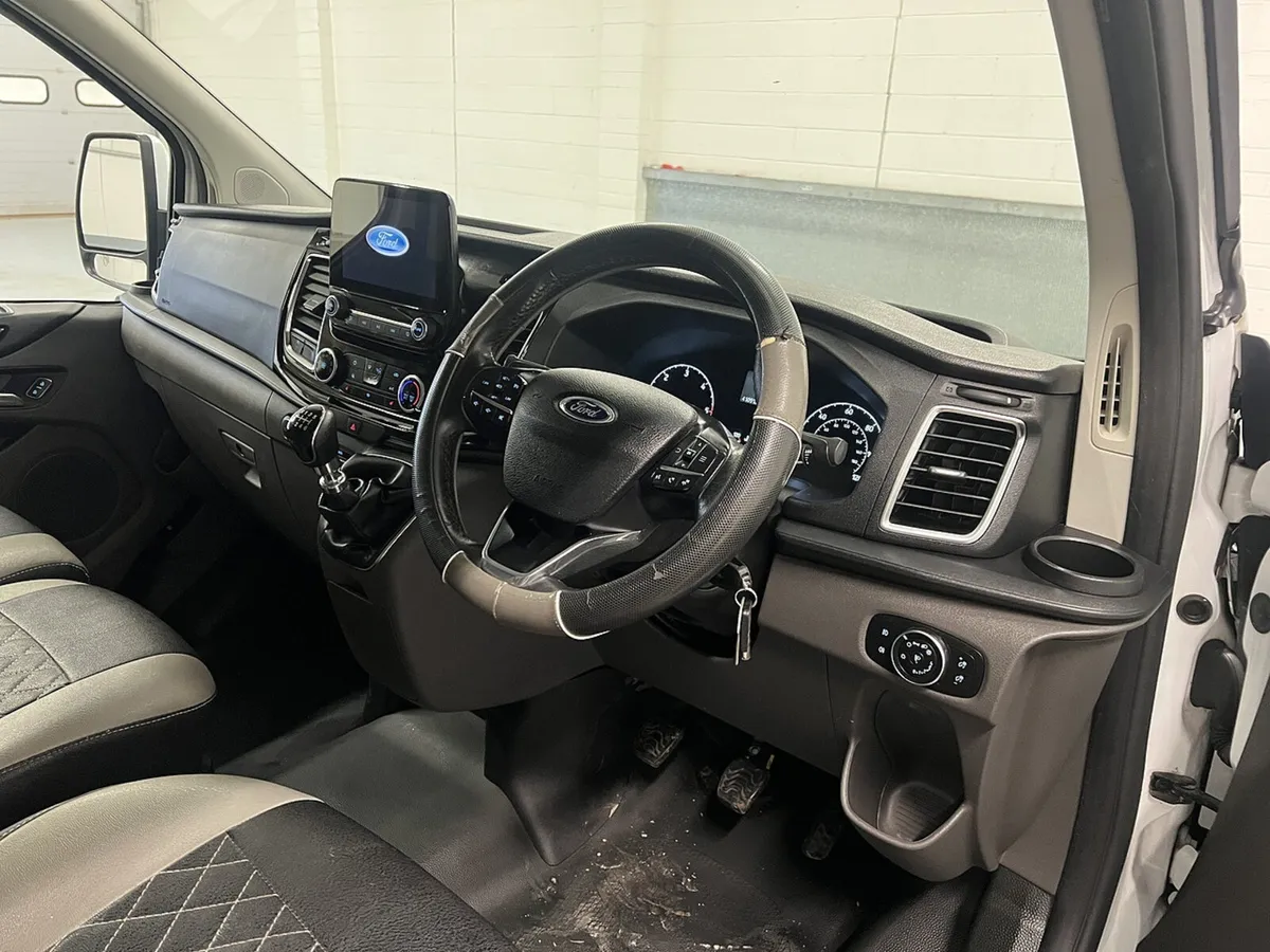 2020 Ford Transit Custom Panel Van - Image 4