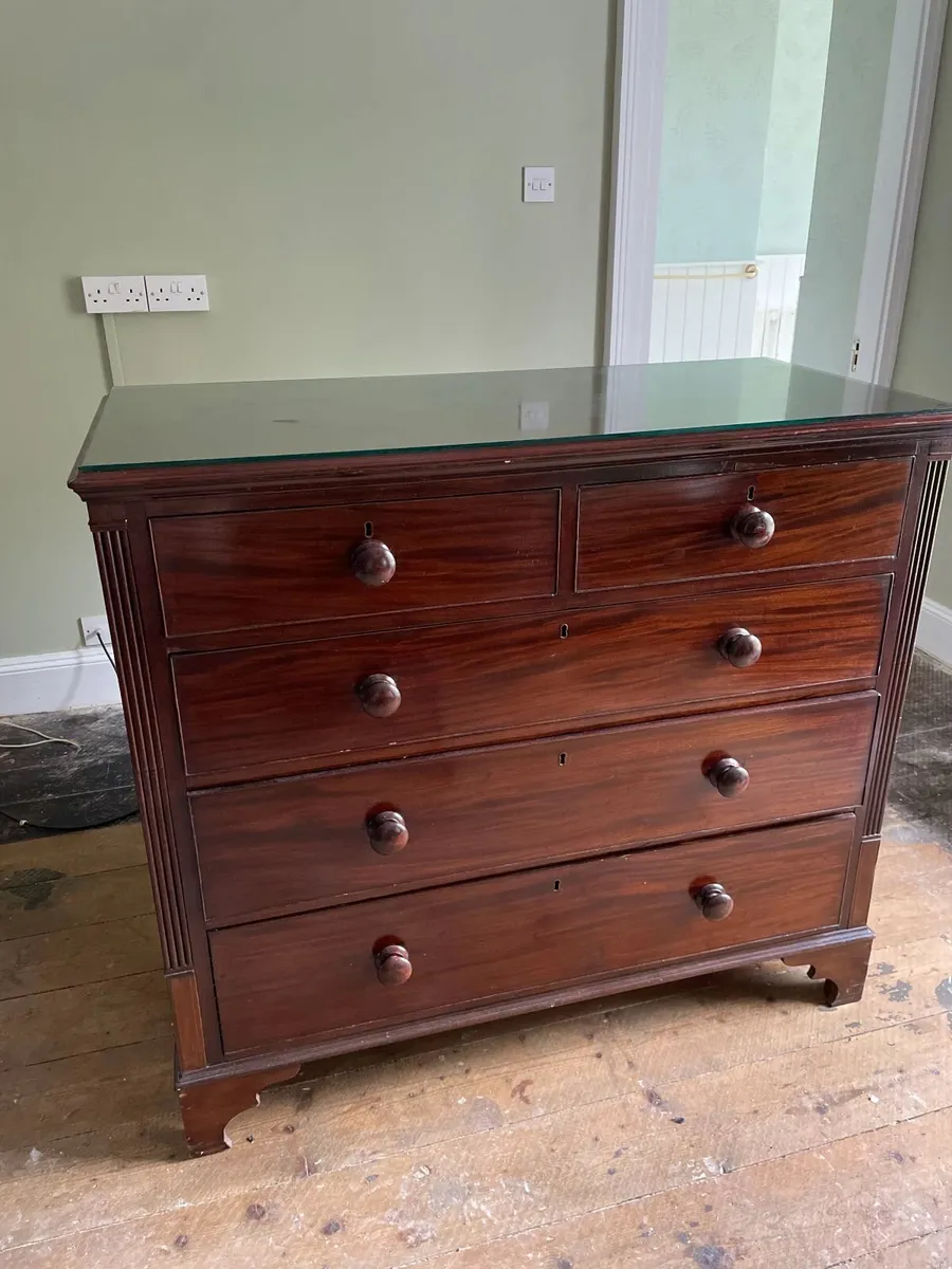 Antique Victorian Chest of Drawers with Glass Top - Image 1