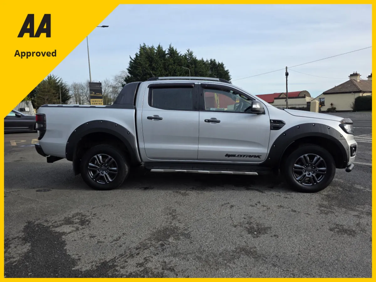 Ford Ranger 2.0 WILDTRAK 4X4 4DR AUTO - Image 3