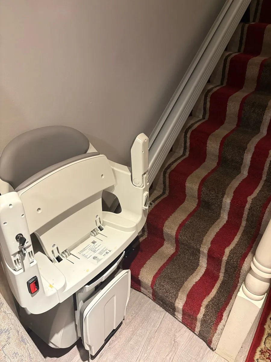 Stair lift - Image 1