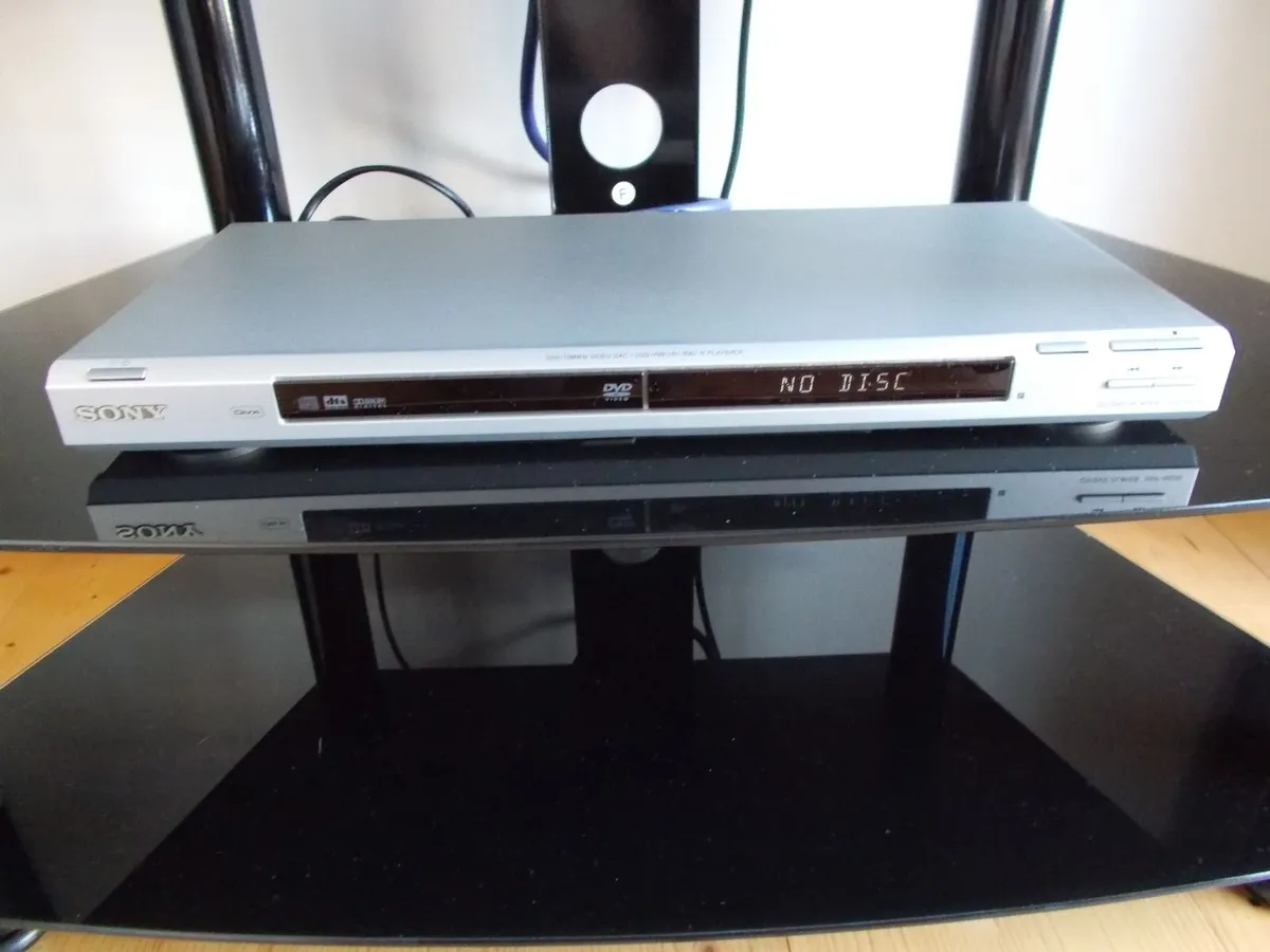 42" inch TV with Stand and DVD Player - Image 4