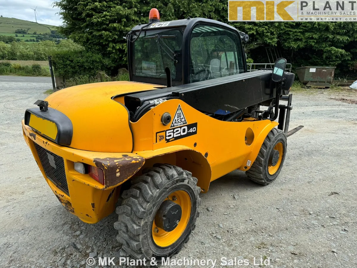 2021 JCB 520-40 Loadall - Image 4