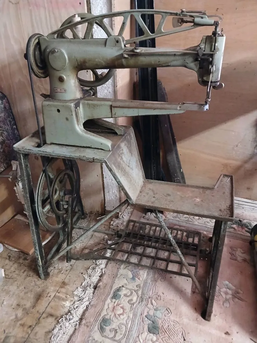 Sewing machines Barbaque - Image 1