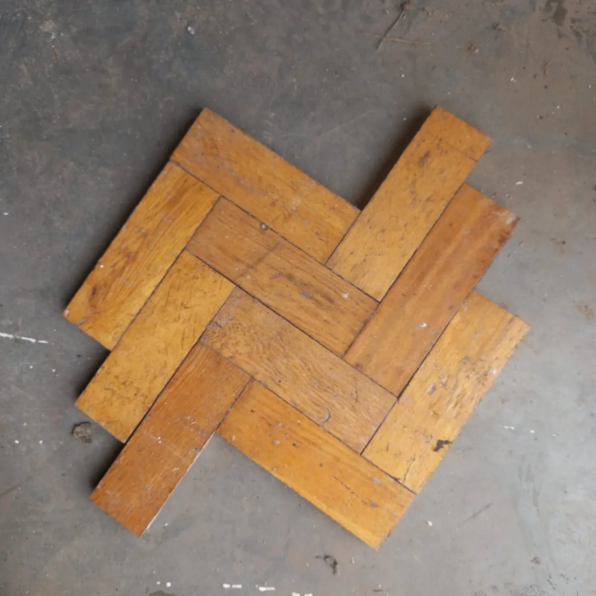 Herringbone flooring blocks - Image 1