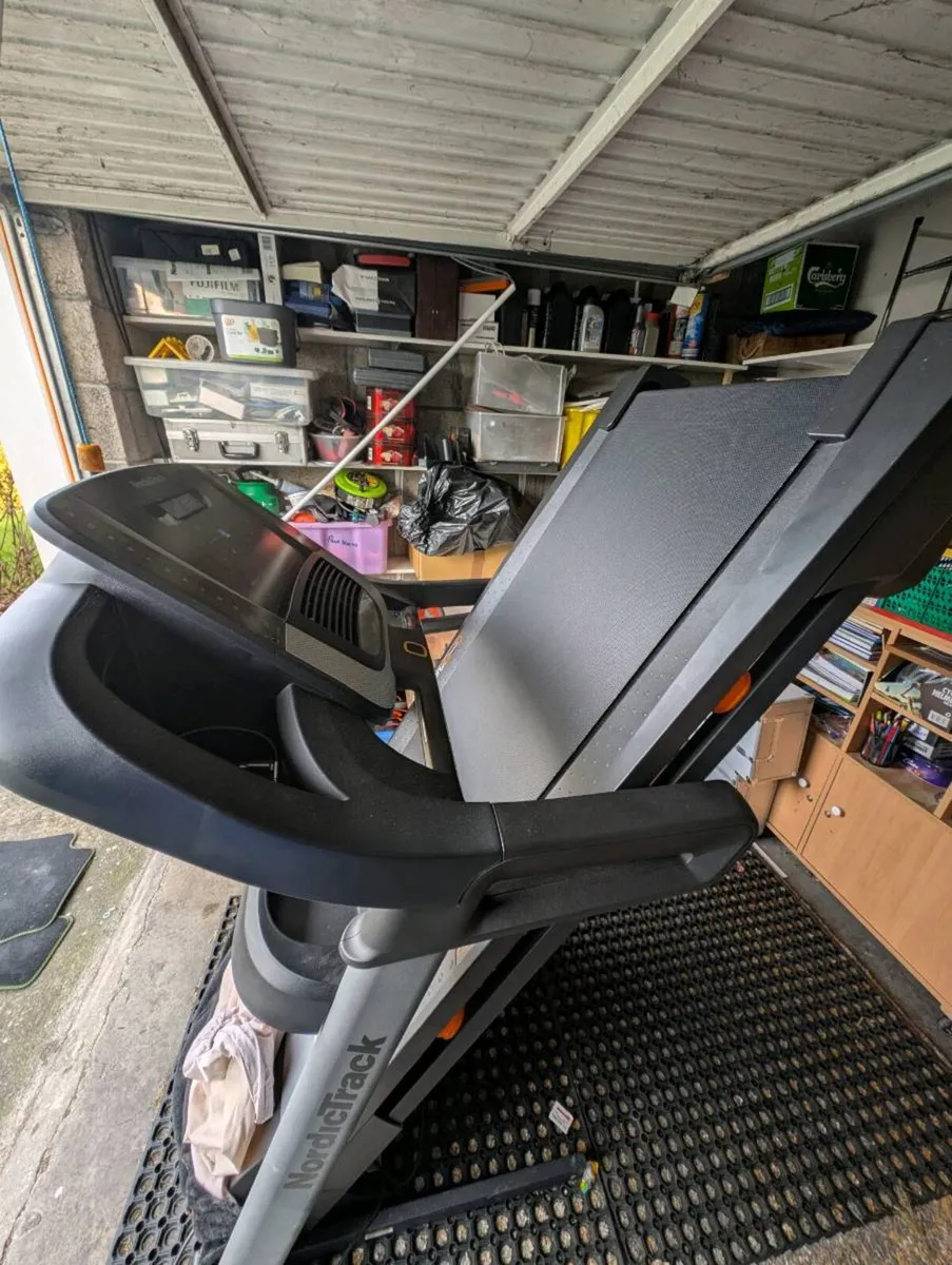Treadmill - Image 2