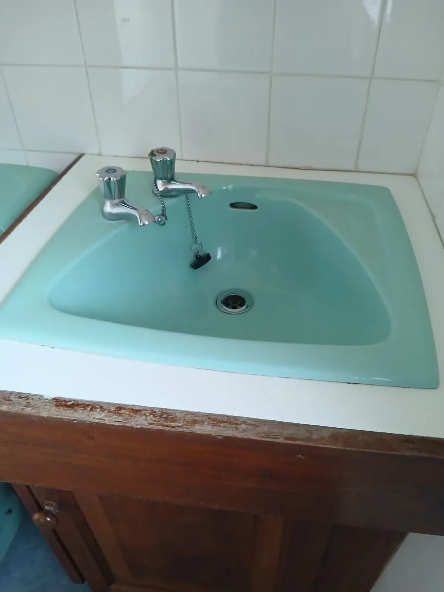 Vintage toilet set - Image 2