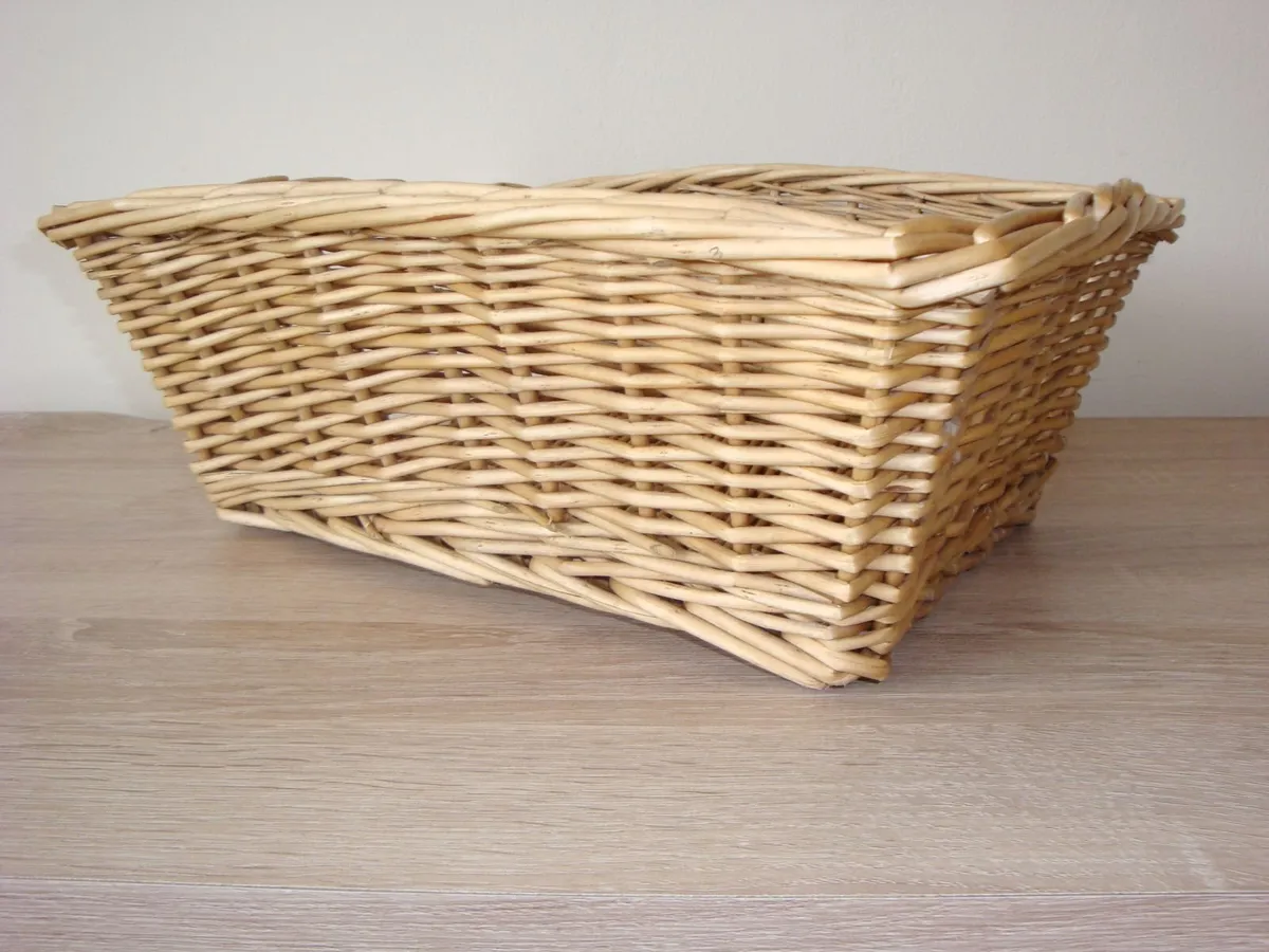 Woven basket - Image 3